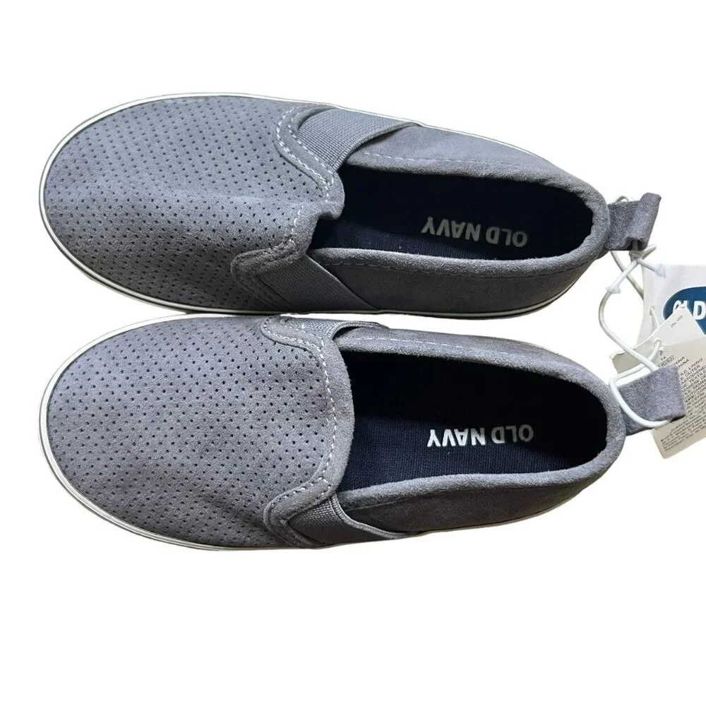 NEW Old Navy Sz 7 Grey Slip-On Sneakers